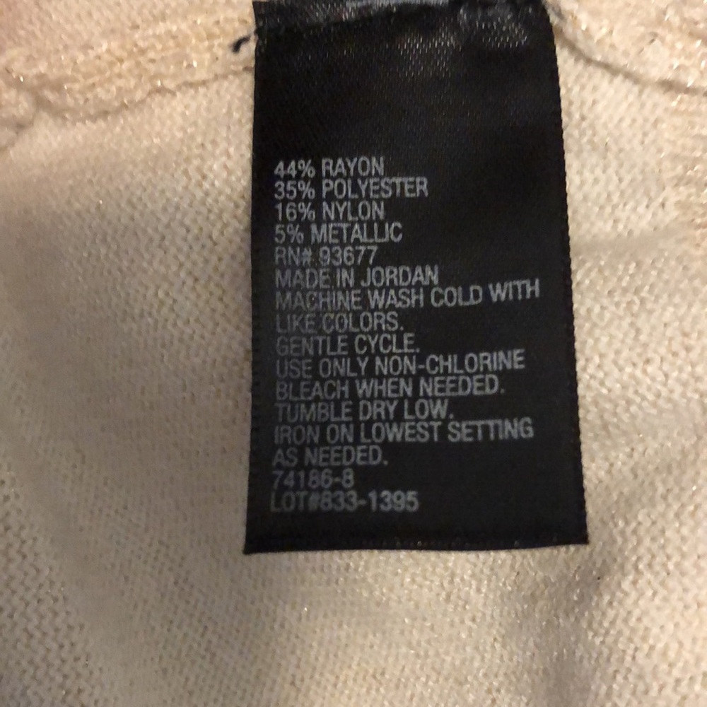 Sweater - Picture 3 of 9